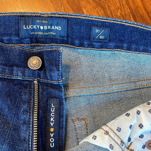 LIKE NEW LUCKY BRAND MEN’S 221 STRAIGHT JEANS SIZE 31x30 - Picture 5 of 8